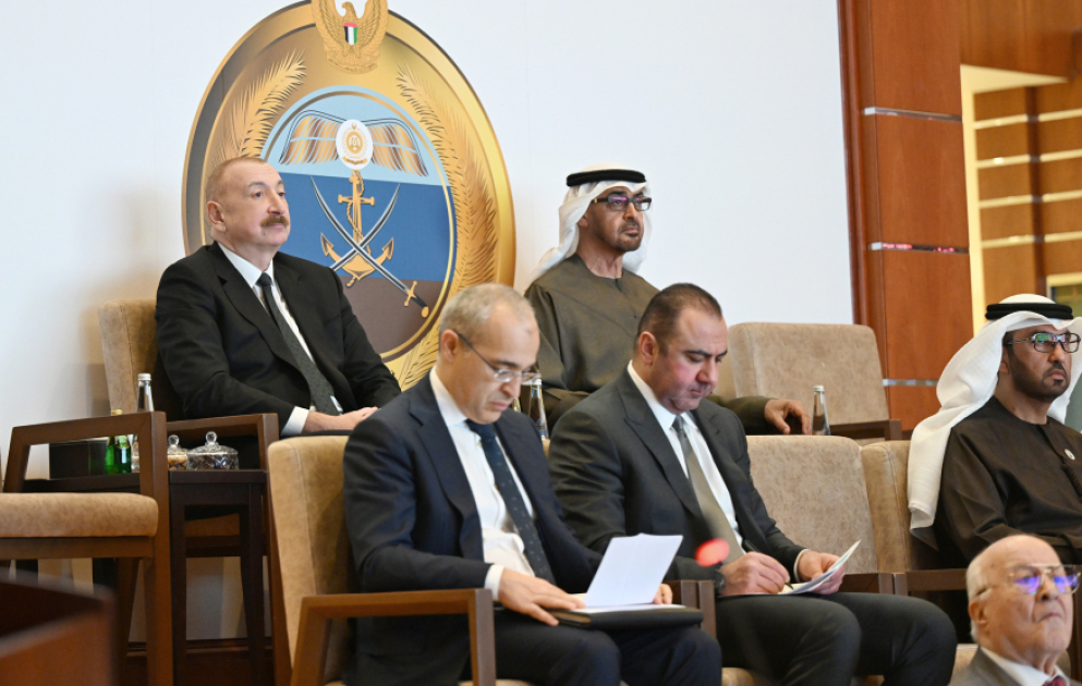 Abou Dhabi : Les présidents azerbaïdjanais et émirati assistent aux exercices militaires conjoints « Bouclier de la Paix – 2026 »