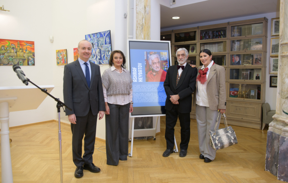 В Вене открылась персональная выставка Народного художника Ашрафа Гейбатова