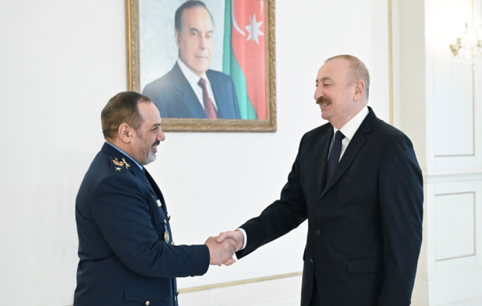 Le président Aliyev reçoit une délégation conduite par le ministre iranien de la Défense et du Soutien aux forces armées