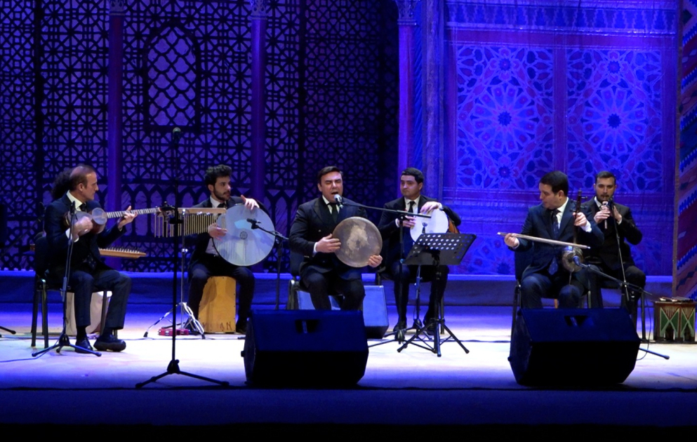 “Teatrın tarixi simaları” - Arif Babayev