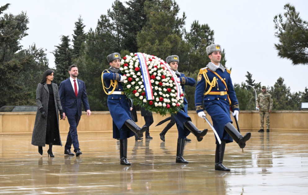US-Vizepräsident James David Vance besucht Märtyrerallee in Baku