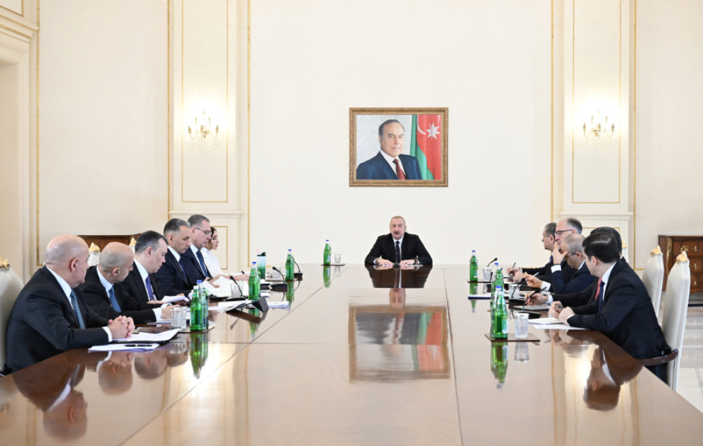 Une réunion consacrée au Plan d'action unifié « Nouvelle architecture numérique de l'Azerbaïdjan » s'est tenue sous la présidence d'Ilham Aliyev