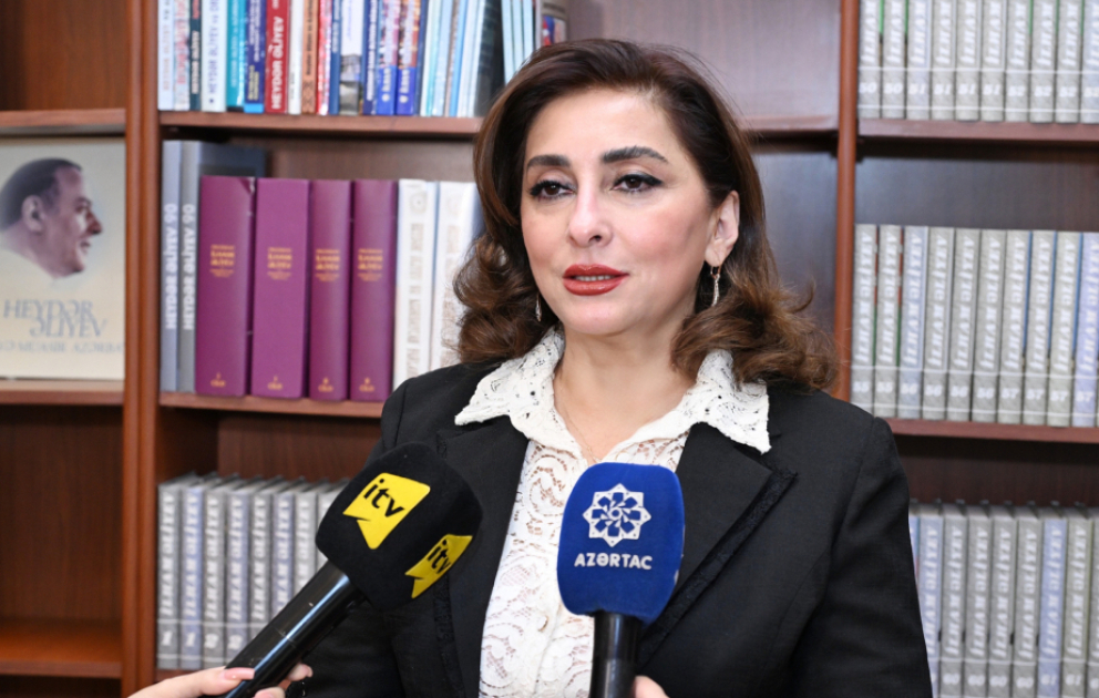 Afət Abbasova: Kitabda təbii sərvətlərin ölkənin inkişaf strategiyasında rolu geniş şəkildə təqdim olunur