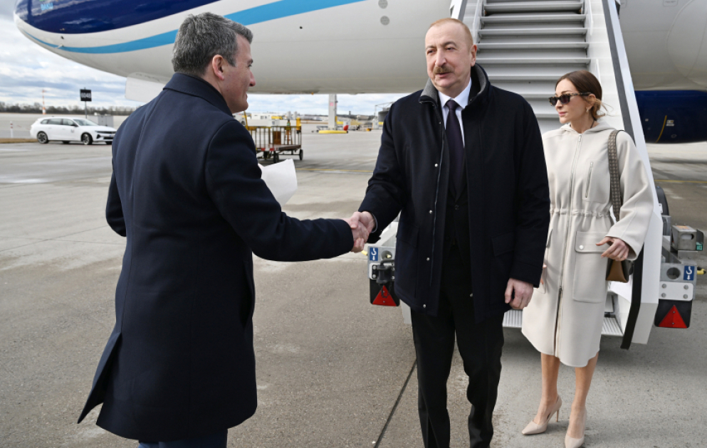 Prezident İlham Əliyev Almaniyaya səfərə gəlib
