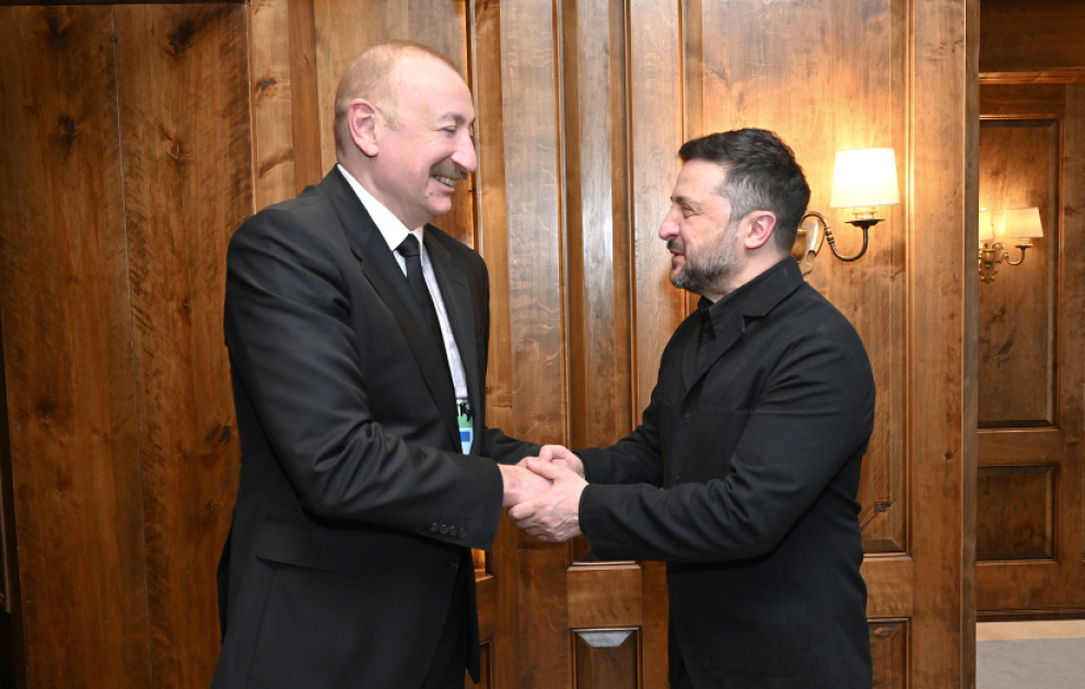 Prezident İlham Əliyevin Münxendə Ukrayna Prezidenti Volodimir Zelenski ilə görüşü olub