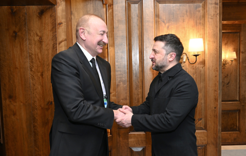 Präsident Ilham Aliyev trifft sich in München mit seinem ukrainischen Amtskollegen