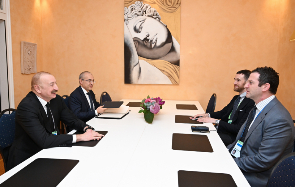 München: Präsident Ilham Aliyev trifft den Präsidenten für Globale Angelegenheiten der Goldman Sachs Group, Inc.
