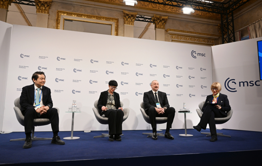 Präsident Ilham Aliyev nimmt an Podiumsdiskussion in München teil