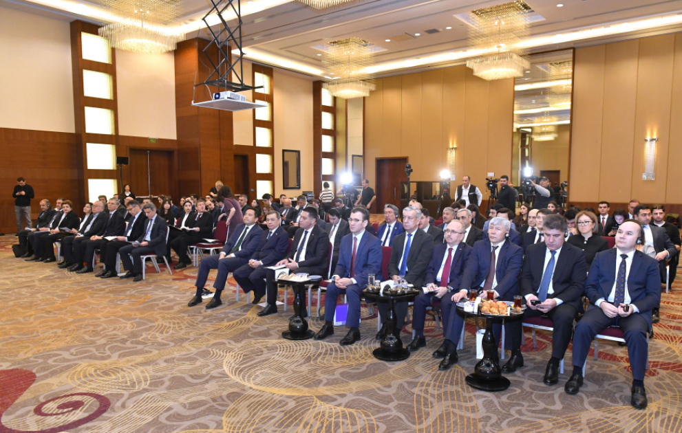 C6 ölkələrinin iştirakı ilə Bakıda beynəlxalq konfrans keçirilib