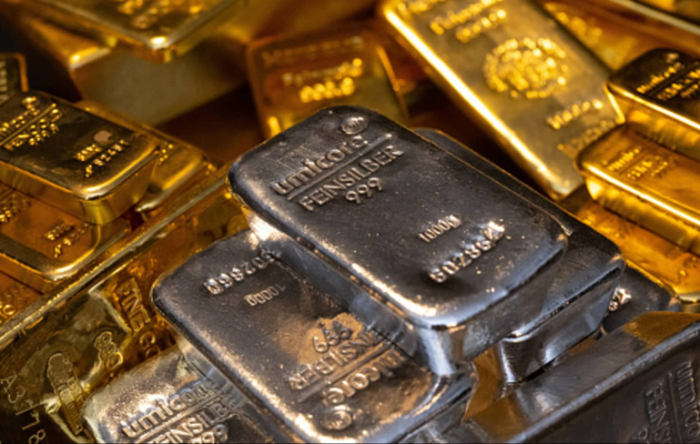 Gold and silver prices rise on global markets