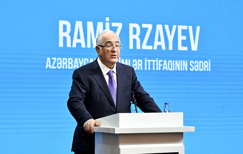 Ramiz Rzayev: Hakimlər cəmiyyətin ədalətə olan inamının əsas təminatçısıdırlar