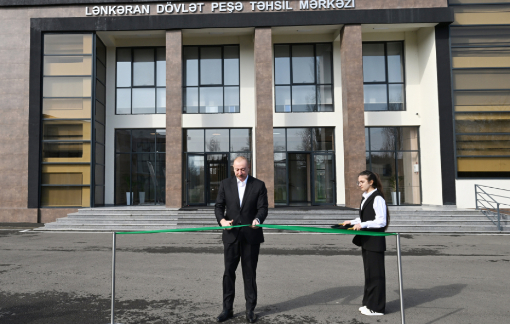 Le président Ilham Aliyev participe à l’inauguration du Centre national d’enseignement professionnel de Lenkeran