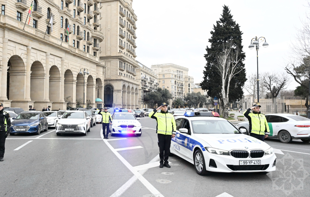 Azerbaijan observes moment of silence for Khojaly victims