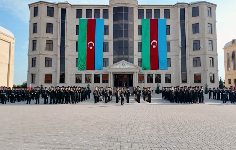 Daxili Qoşunların Hərbi İnstitutu kursant qəbulu elan edir