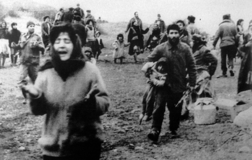 “Qan içində olduğum üçün uşaqlarım məni tanımadılar” – Zərərçəkənlər Xocalı soyqırımının dəhşətlərini danışır