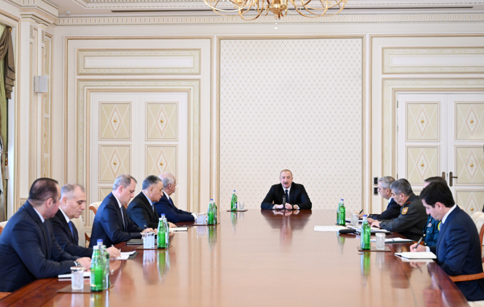 Präsident Ilham Aliyev hält Sitzung des Sicherheitsrats ab