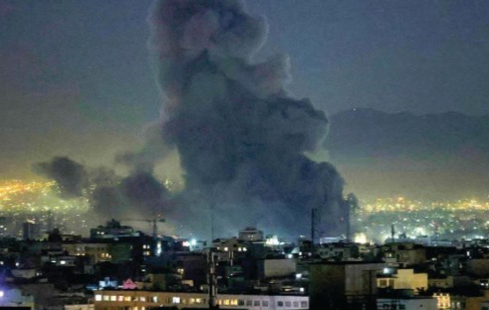 Bəhreyndə yaşayış binasına İran raketi düşüb, 1 ölü, 8 yaralı var