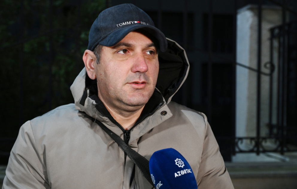 Qırmızı Bazar qəsəbəsinə köçən sakin: İşğaldan azad edilmiş ərazilərdə işləyirəm