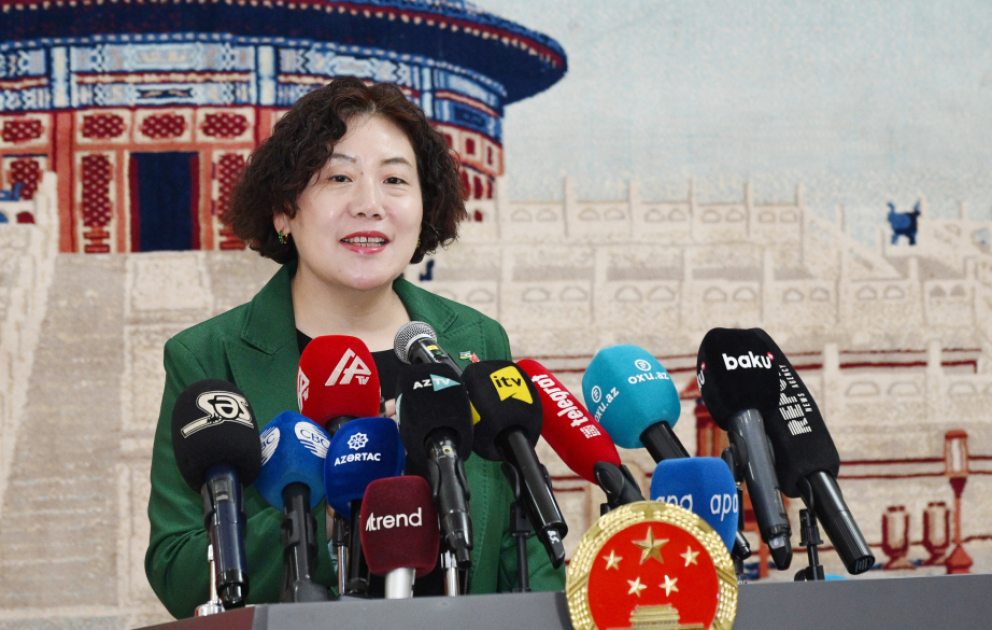 Diplomat: Çin ilə Azərbaycan arasında ticarət dövriyyəsinin həcmi rekord həddə çatıb