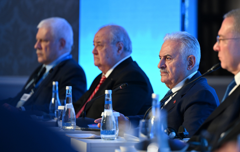 Binəli Yıldırım: Orta Dəhlizin inkişafı daha fəal şəkildə dəstəklənməlidir