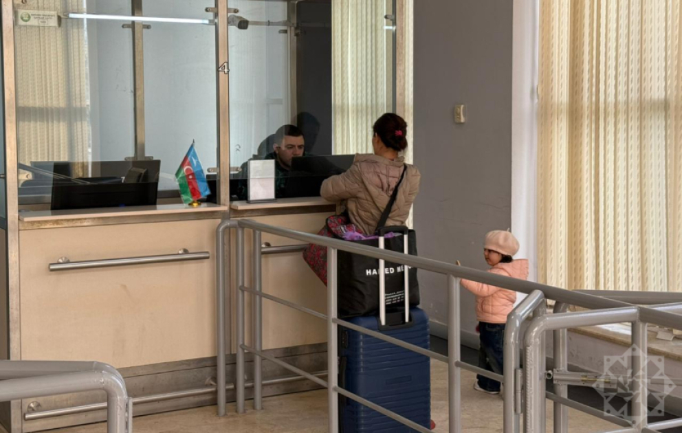 Azerbaijan facilitates evacuation of 15 more foreign nationals from Iran