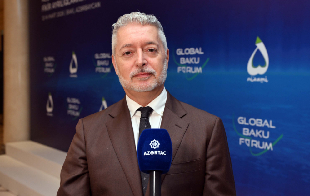 UNESCO rəsmisi: Texnologiyalar insanlığa xidmət edən “ağıllı” şəhərlərin qurulmasına yönəlməlidir
