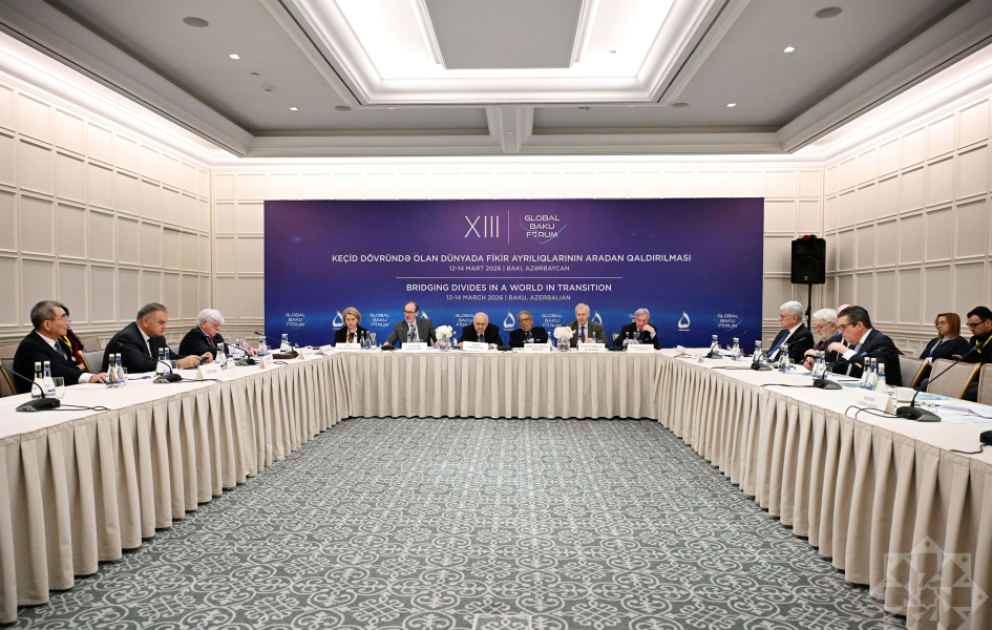 Business-Gipfel zu Energie und Infrastruktur beim Globalen Baku- Forum