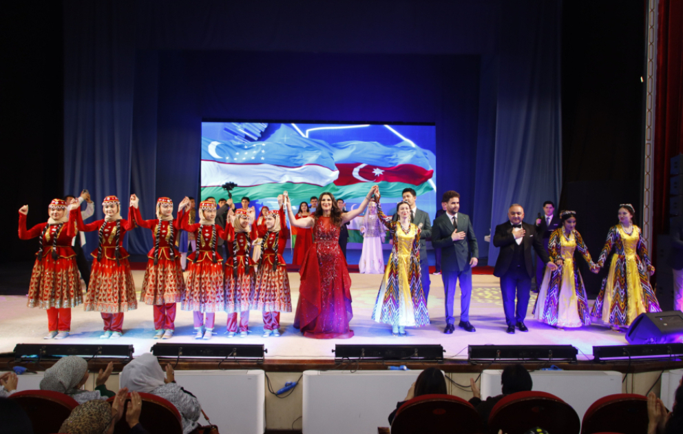 Концерт, посвященный празднику Новруз в городе Гулистан