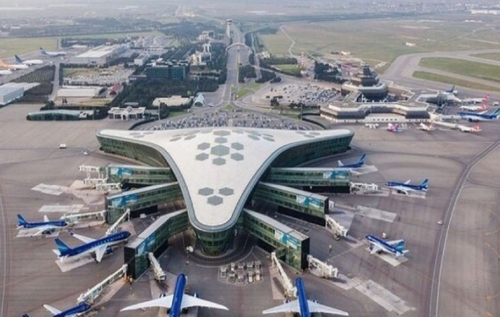 Bakı aeroportu bayram günlərində gücləndirilmiş iş rejimində fəaliyyət göstərəcək