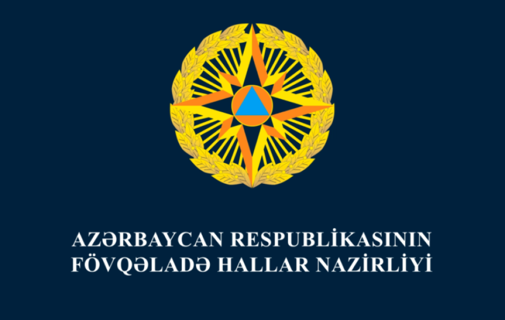 Xətaidə kanalizasiya kollektoru çöküb, bəzi evləri su basıb