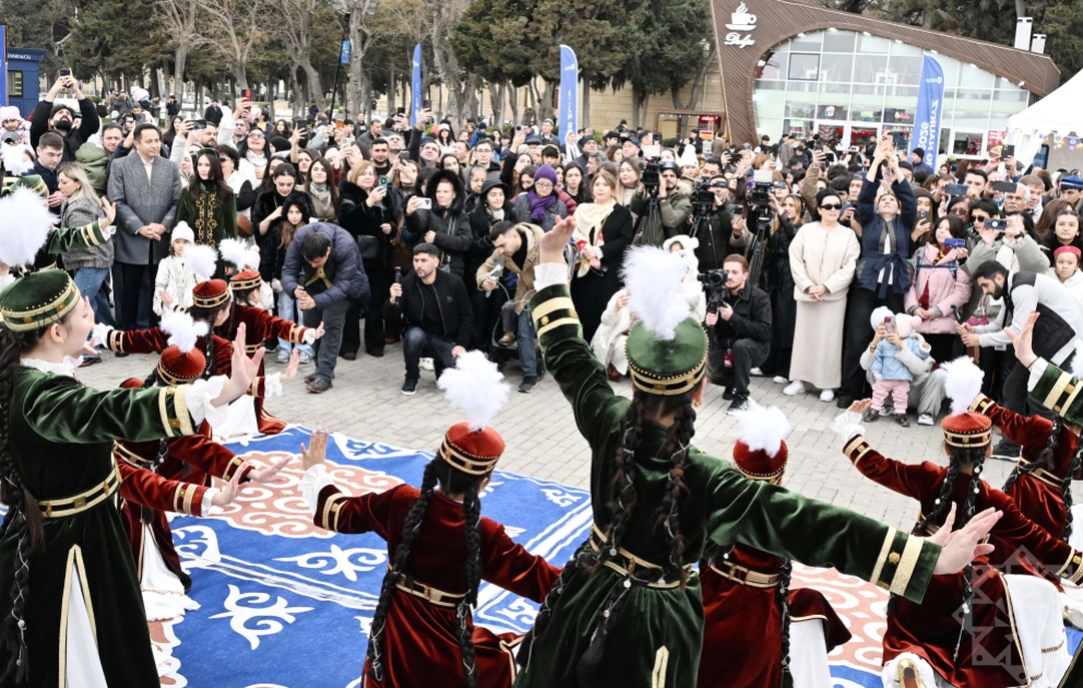 Bakıda Novruz bayramı: Qazaxıstanın rəngləri, dadları və ənənələri ilə birlikdə