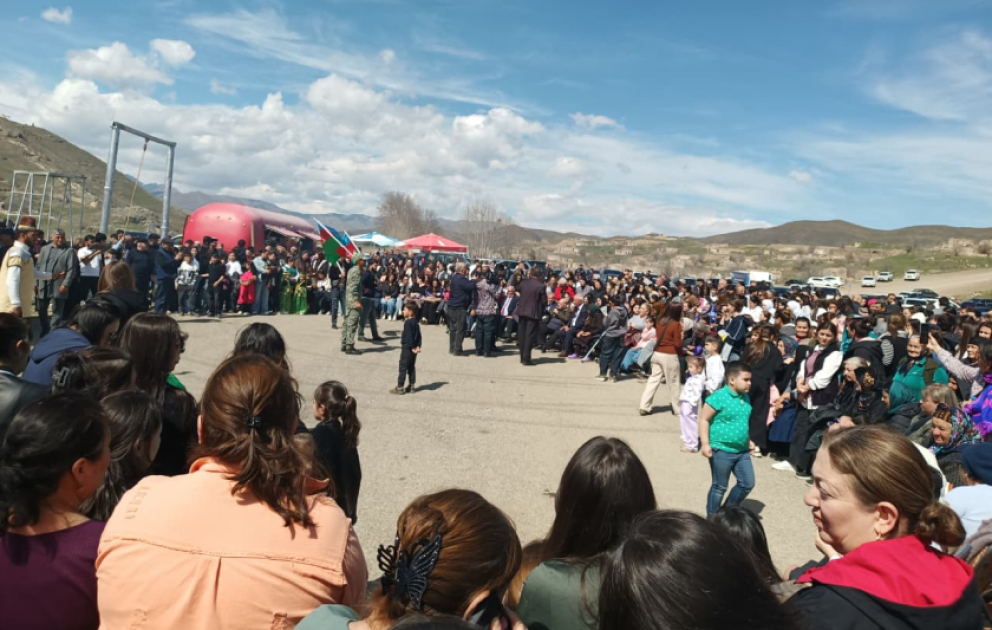 Cəbrayılda bayram coşqusu: Dədə Qorqud tonqalı alovlandırdı, Şah qanunu pozanlara cəza verdi