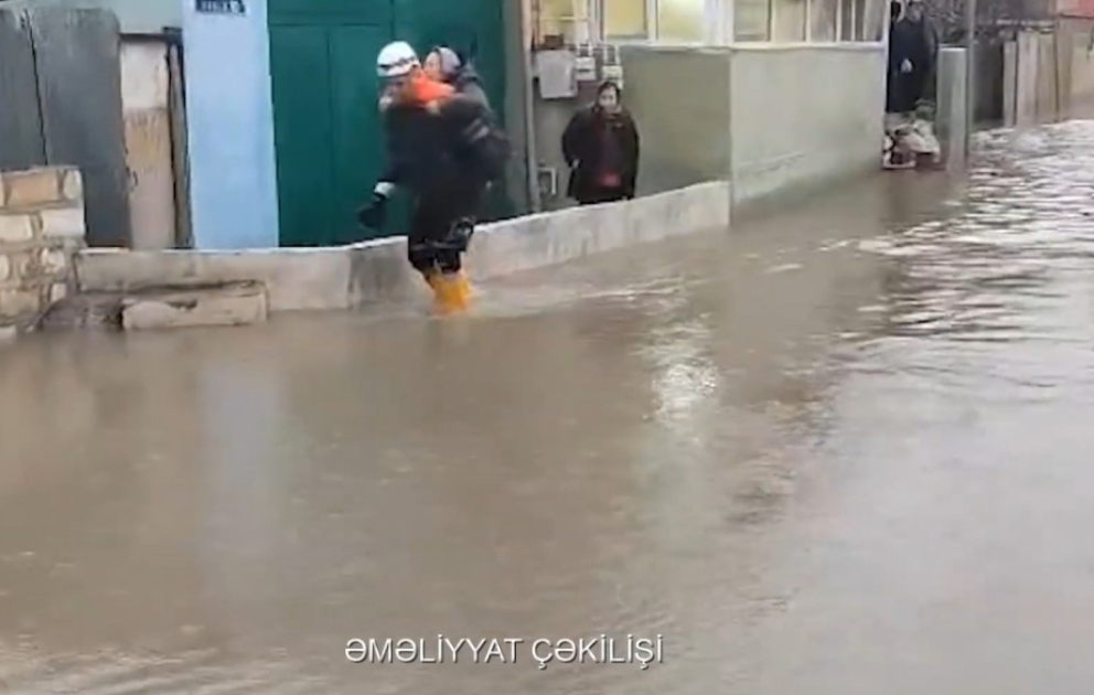 FHN: Subasma ilə əlaqədar 9 nəfər təxliyə edilib