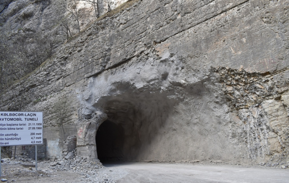 Kəlbəcərdə “Tunel qırğını” adlanan hadisədən 33 il ötür