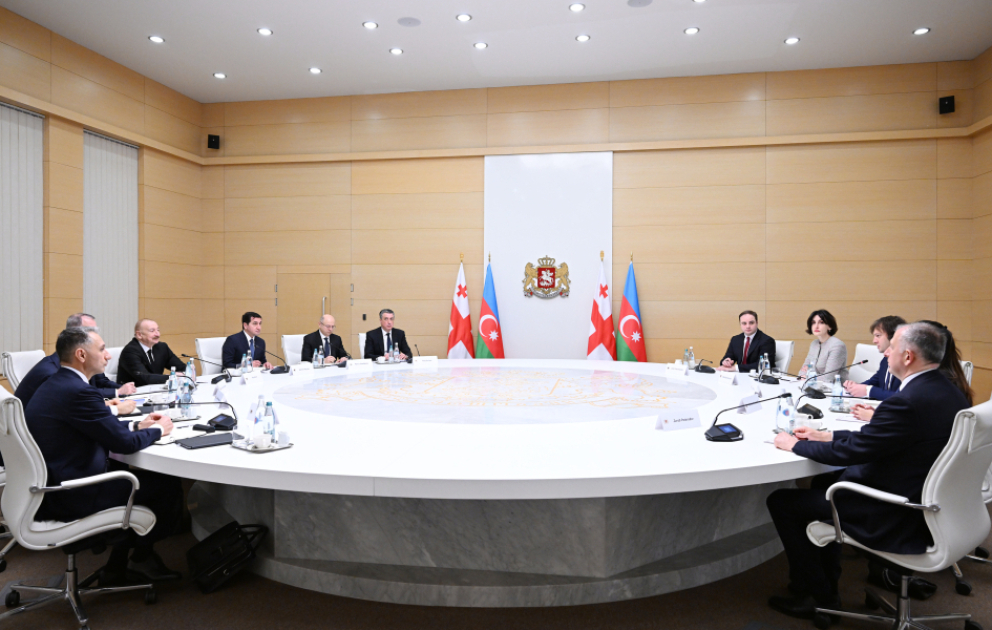President Ilham Aliyev held expanded meeting with Georgian Prime Minister Irakli Kobakhidze