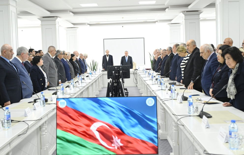 AMEA-da Elm Günü qeyd olunub