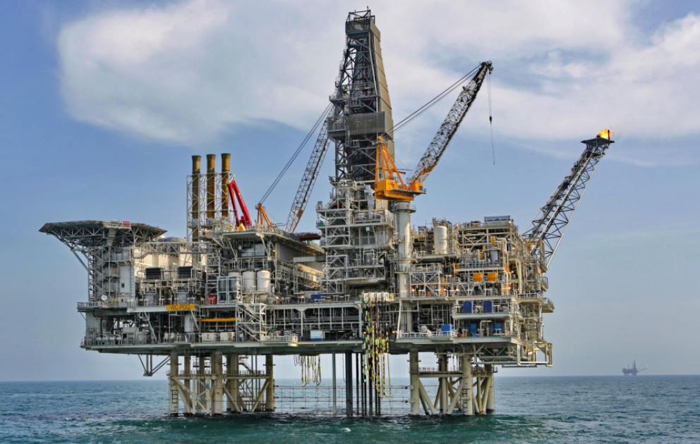Цена азербайджанской нефти снизилась до 120 долларов