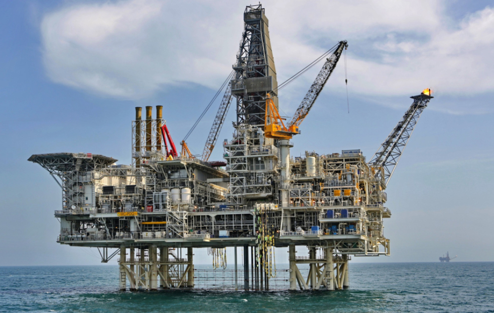 Le prix du pétrole azerbaïdjanais enregistre une forte baisse