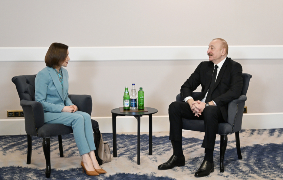 Prezident İlham Əliyevin Antalyada Moldova Prezidenti ilə görüşü olub