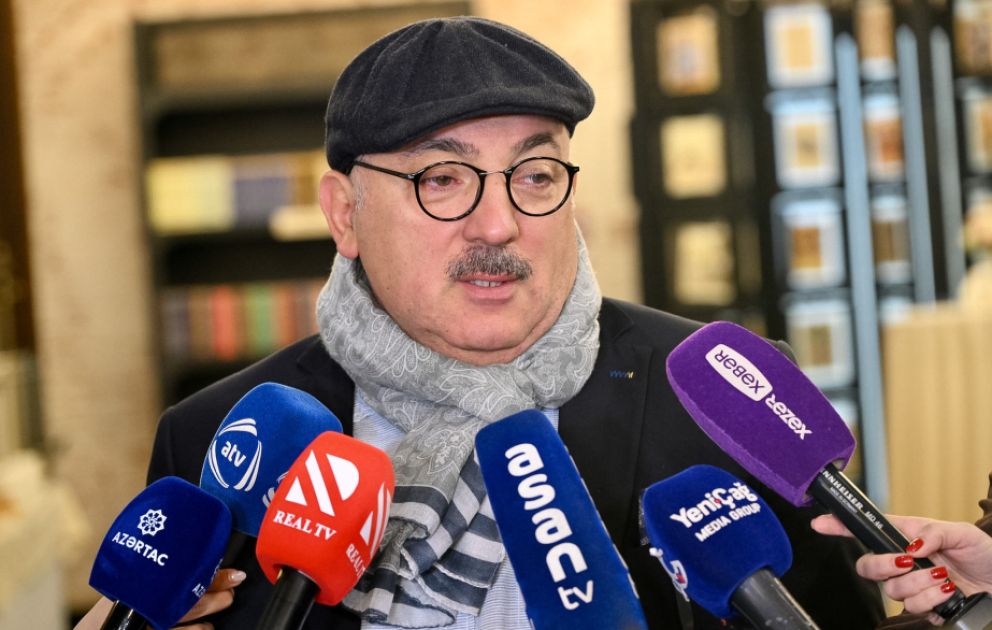 Bəhram Bağırzadə: Anar Məmmədxanov məni 16 yaşımda “kəşf edərək” komandaya çağırdı