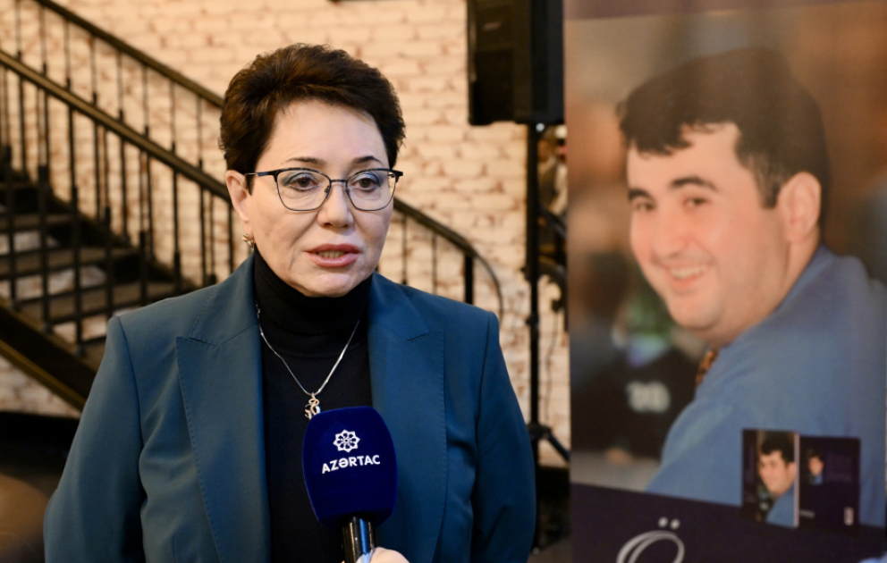 Elmira Axundova: “Anar Məmmədxanov. Kapitanın taleyi” kitabı tezliklə Azərbaycan dilində təqdim olunacaq