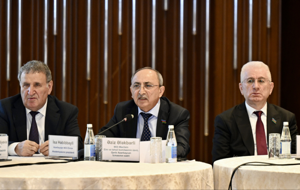 Əziz Ələkbərli: Tarixi həqiqətlərin dünyaya çatdırılması erməni saxtakarlıqlarının ifşasından keçir