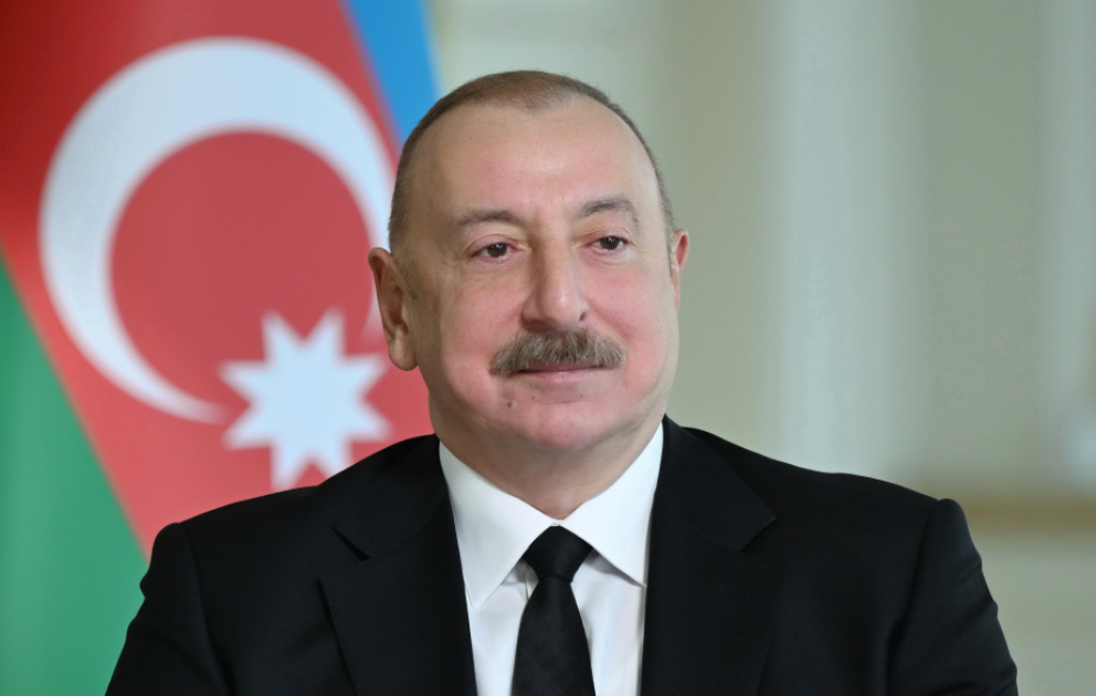 Präsident Ilham Aliyev veröffentlicht Beitrag zu Treffen mit Edgars Rinkēvičs
