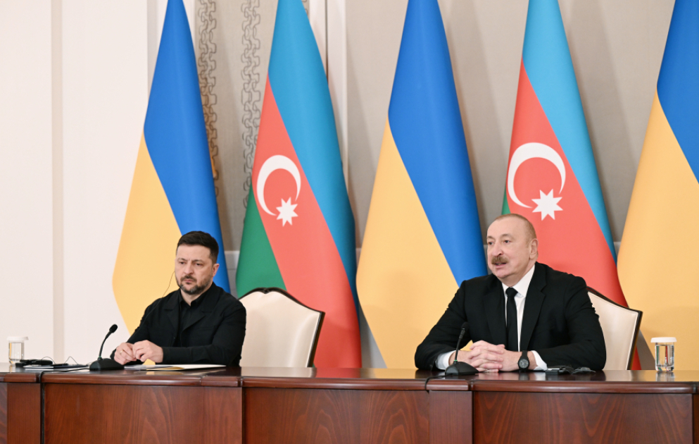 Президенты Азербайджана и Украины выступили с заявлениями для прессы