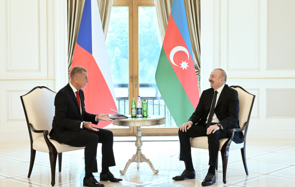 Gabala: Präsident Ilham Aliyev und Ministerpräsident Andrej Babiš treffen sich unter vier Augen