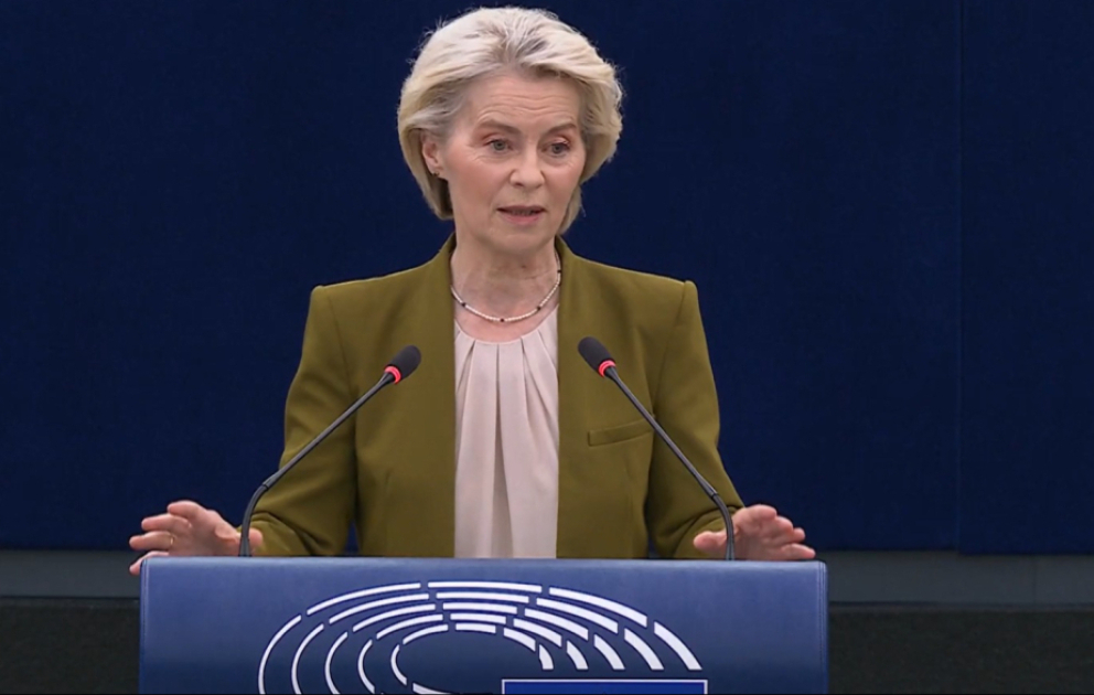 Ursula Fon der Lyayen: Qalıq yanacağından asılılığımız bizi həssas vəziyyətə salır