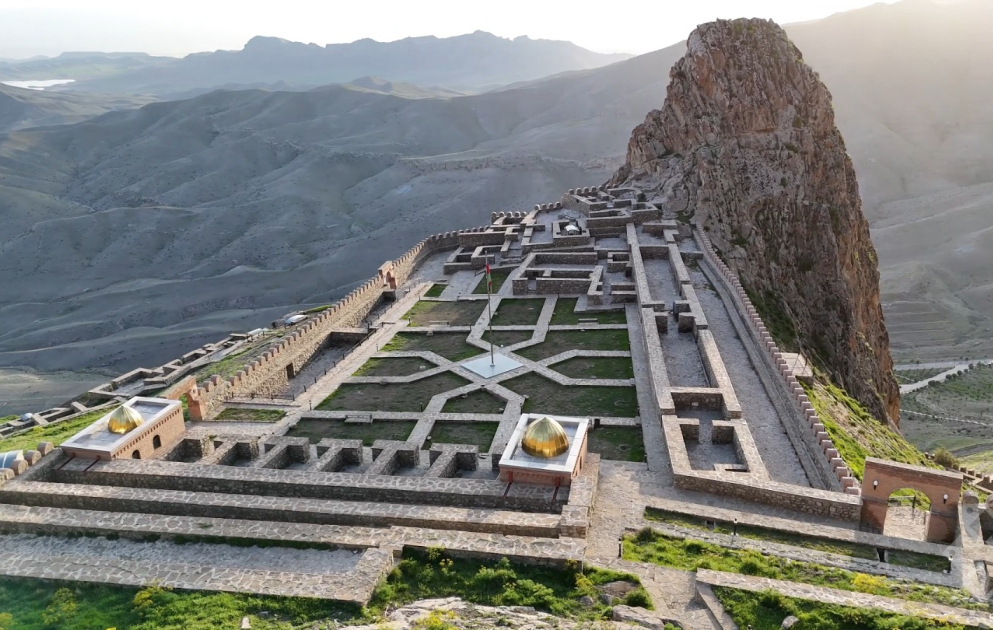 Alinja Castle: A symbol of Azerbaijan’s strength and resilience, known as the world’s ‘second Machu Picchu’