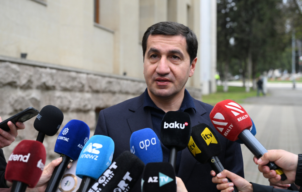 Hikmət Hacıyev: Azərbaycan minlərlə itkin düşmüş şəxsin taleyinə aydınlıq gətirilməsini gözləyir