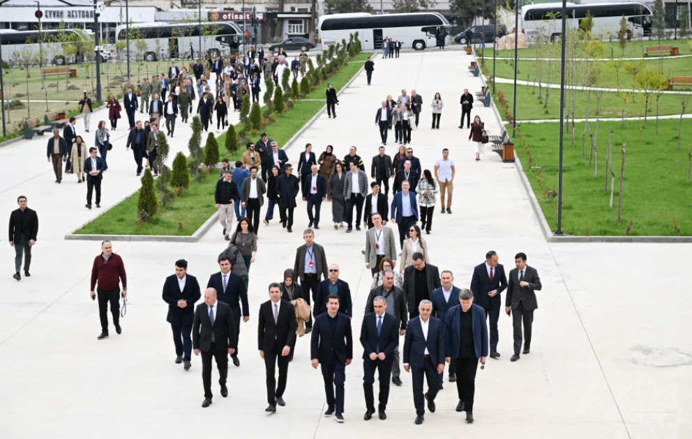 Diplomatik korpusun nümayəndələri Qarabağ Universitetində