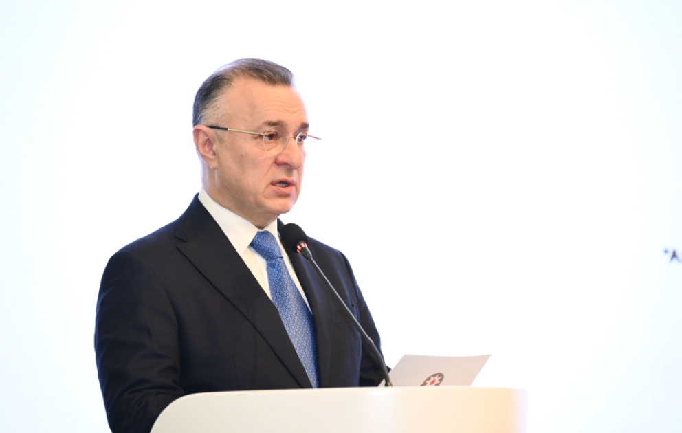 Nazir: Milli qanunvericilikdə aparılan islahat tədbirləri əczaçılıq sənayesinin inkişafı üçün geniş imkanlar açır